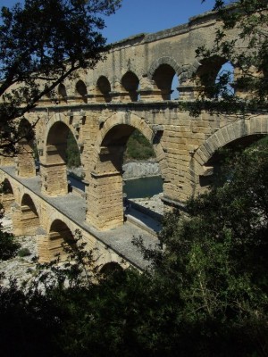 4 Pont du Gard 2.jpg