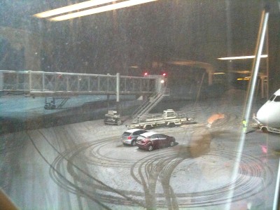 schneetrteiben hannover airport2.jpg