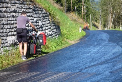 dampfender Asphalt.jpg