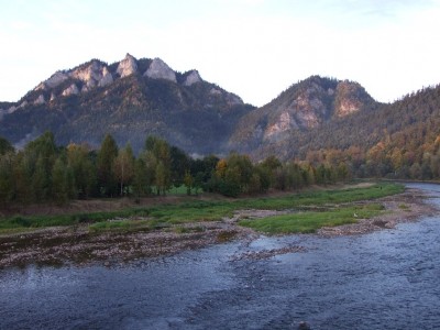 11 Pinnienen Gebirge am Dunajec.jpg