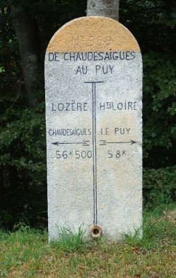 2 alter Grenzstein.jpg