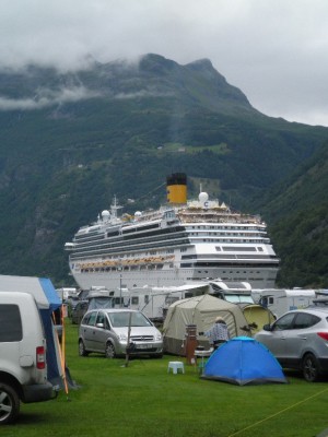 9 Früh morgens Geirangerfjord.jpg